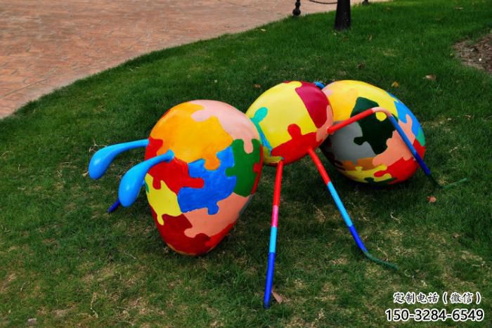 售樓處玻璃鋼螞蟻雕塑 商業(yè)街圣誕節(jié)雕塑 動物擺件