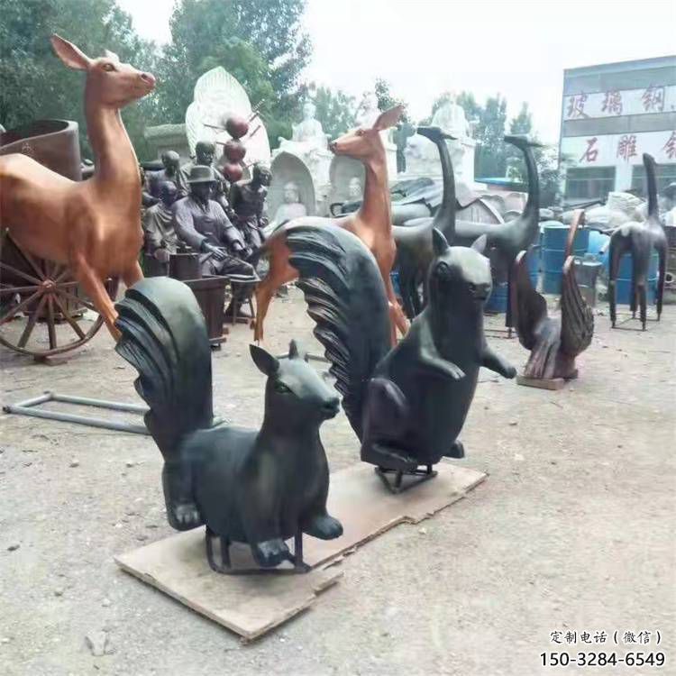 銅松鼠雕塑廠家，動物景觀擺件，仿古元素設計 (9)