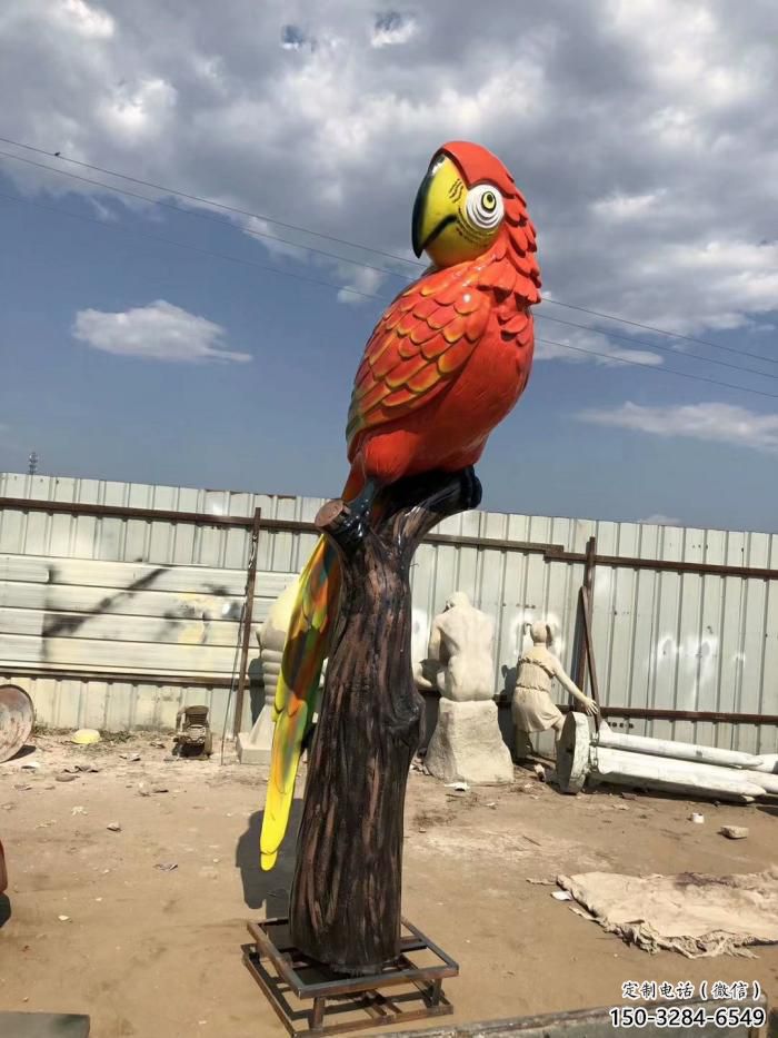 創意玻璃鋼鸚鵡雕塑 步行街店門口雕塑 飛鳥小品