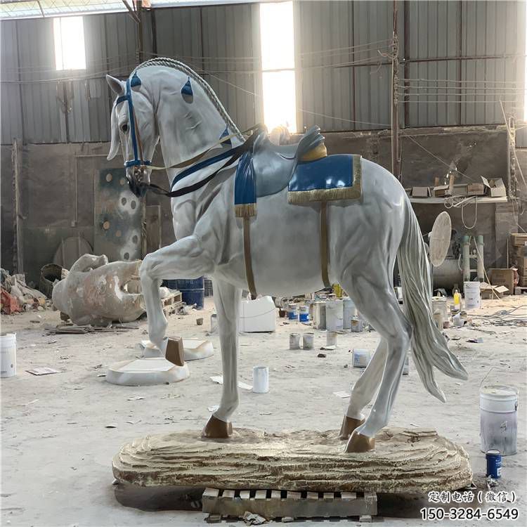 小區戰馬雕塑，仿真主題，彩繪工藝效果