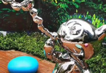 園林貓咪雕塑，噴漆運動雕塑，網格形式