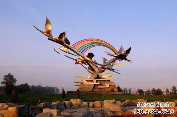 城市白鷺雕塑，網(wǎng)格體育雕塑，古銅效果