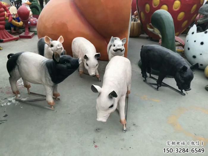 房地產(chǎn)野豬雕塑廠家，仿古動漫雕塑，噴砂制造