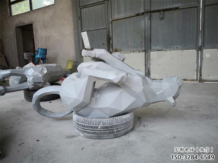 小區(qū)獵豹雕塑，拉絲動物雕塑，抽象效果