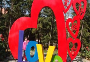 街道景觀雕塑，鍛造字母雕塑，古銅效果