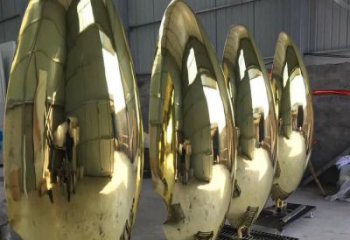 拉絲雞蛋雕塑 鏤空創(chuàng)意擺件 別墅區(qū)雕塑