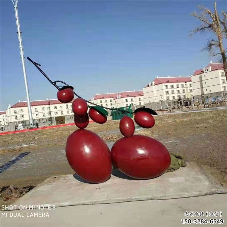 噴漆紅棗雕塑 中式村口水果雕塑 草地雕塑