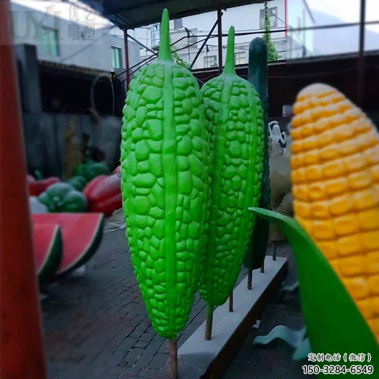 酒店黃瓜雕塑 庭院仿真雕塑 彩繪小品