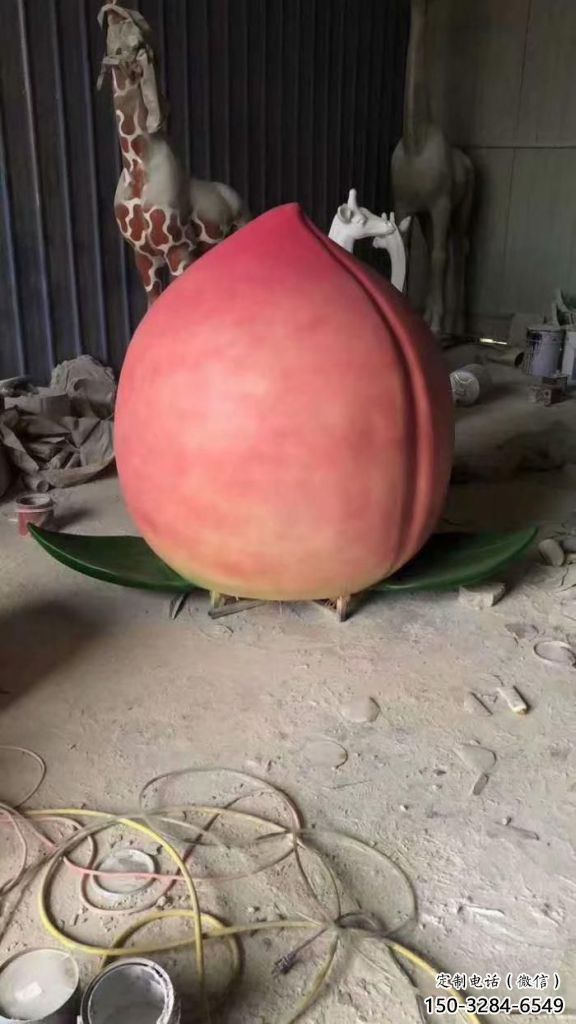 抽象桃子雕塑 店門口彩繪雕塑 步行街?jǐn)[件