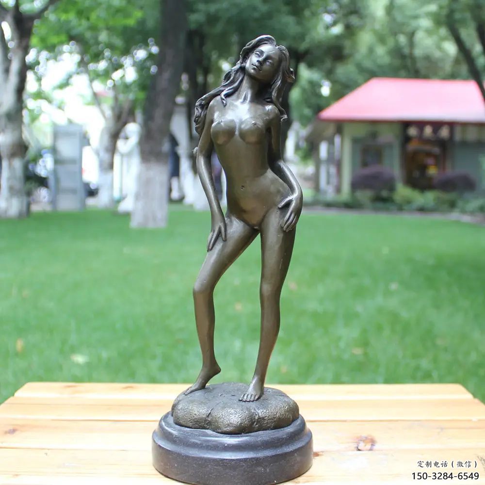 異形女人雕塑 現代校園女性雕塑 校園歐式雕塑