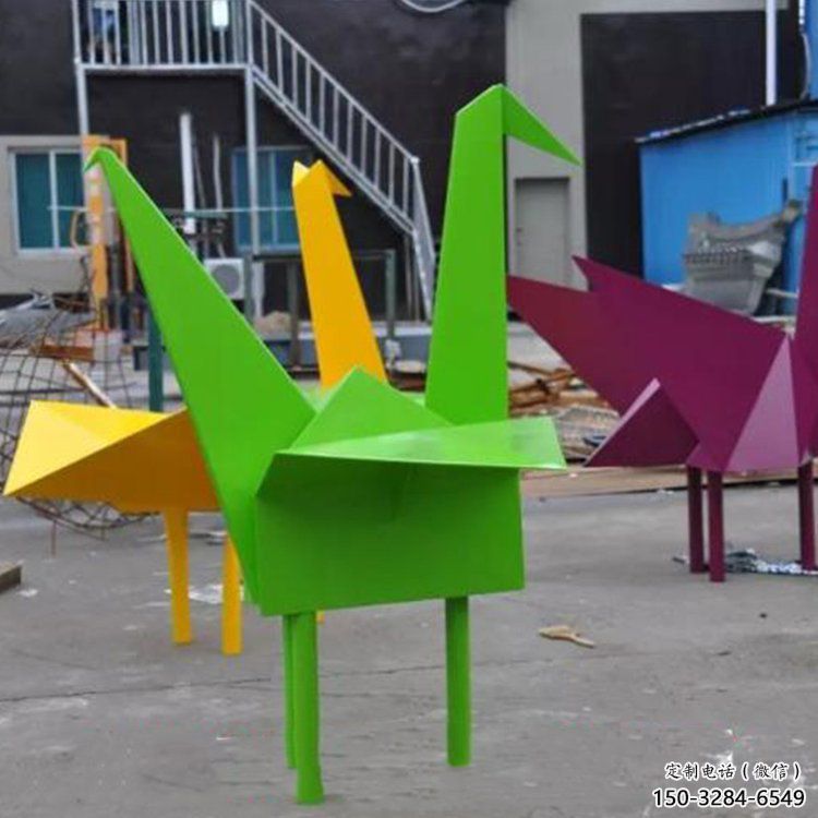 公園千紙鶴雕塑 創(chuàng)意企業(yè)鶴鳥雕塑 美陳折紙風格