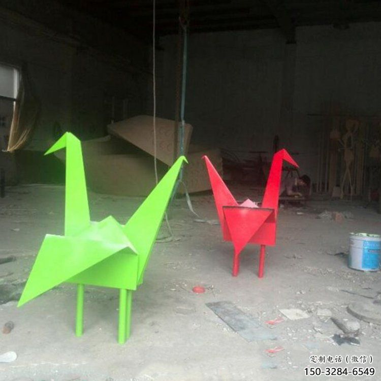 廣場(chǎng)千紙鶴雕塑 抽象折紙風(fēng)格 烤漆鶴鳥雕塑