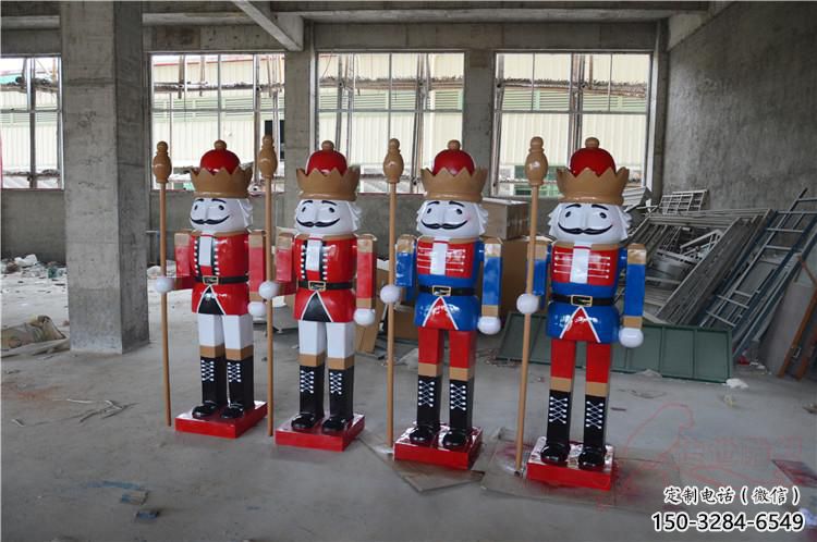 步行街撲克雕塑 游樂(lè)場(chǎng)撲克牌雕塑 鑄造雕塑