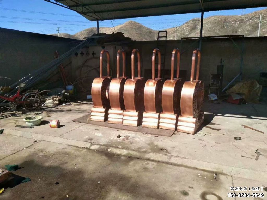 商業(yè)街鎖子雕塑 烤漆雕塑 彩繪同心鎖雕塑