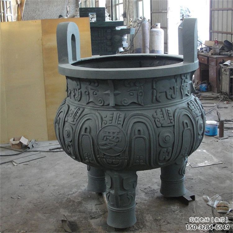 古紋路圓鼎雕塑