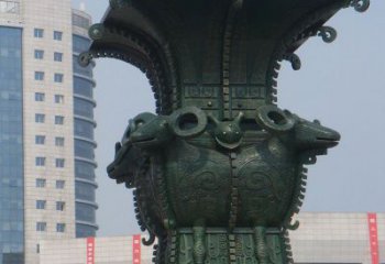 廣場四羊方尊銅雕塑
