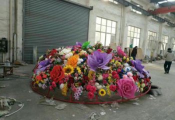 金屬花籃景觀雕塑通用，城市雕塑，彩色玫瑰花花籃雕塑指用