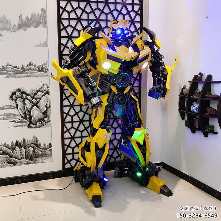 影視劇版機(jī)器人雕塑實景