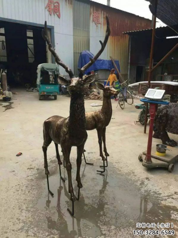 銅鹿雕塑，鑄銅動(dòng)物雕塑