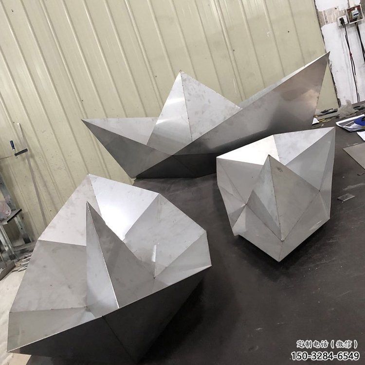 紙船雕塑承接，鋼管組合，室外折紙船雕塑特供