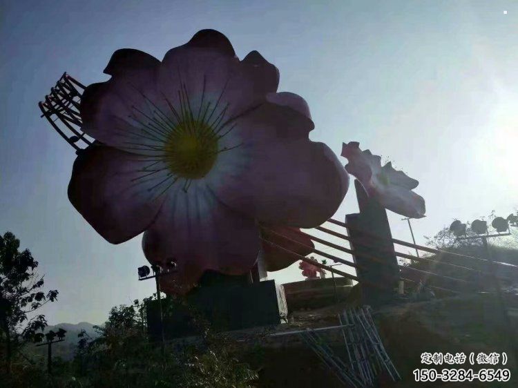 企業(yè)戒指雕塑