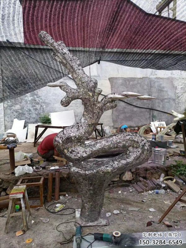 房地產浪花雕塑