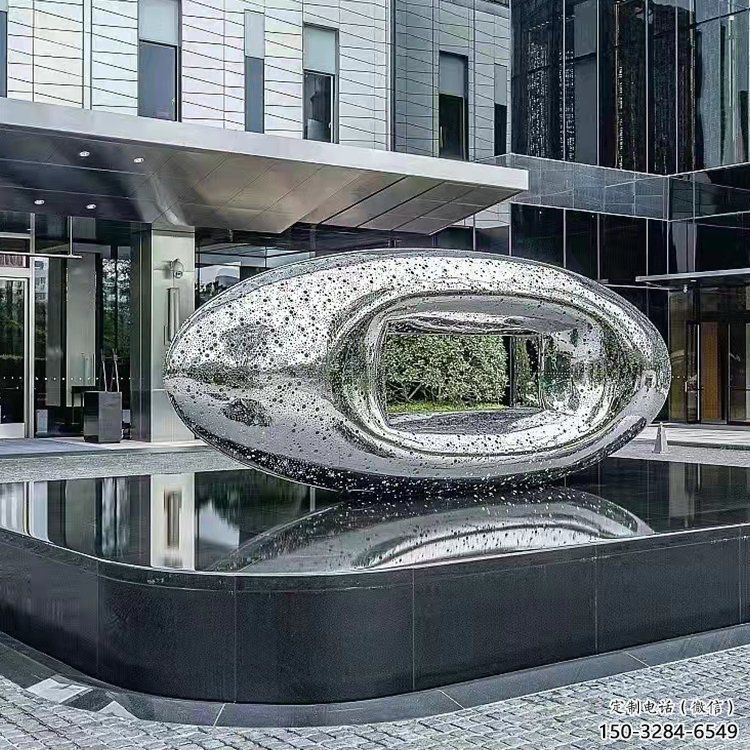 方孔球雕塑廠家，圓雕體系，不銹鋼方孔球雕塑供給