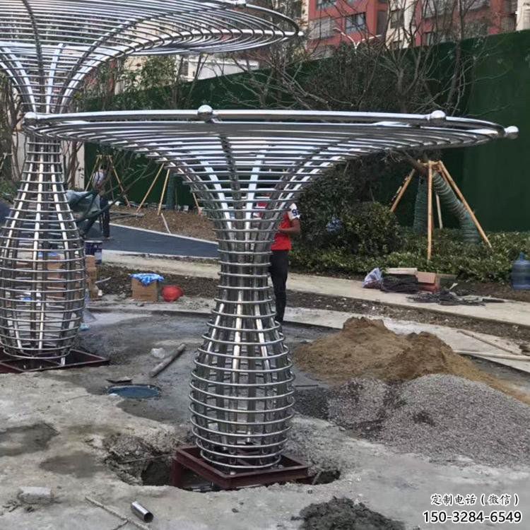 遮陽樹雕塑，彩鋼制作，景觀鏤空遮陽樹雕塑優價