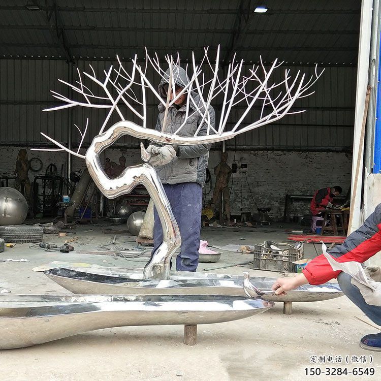 景觀場松樹雕塑