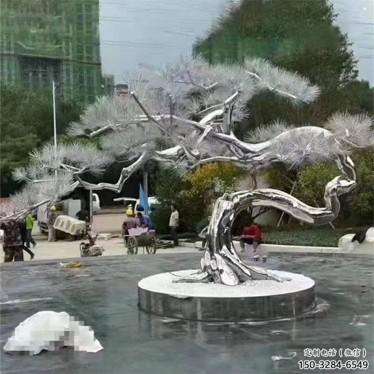松樹雕塑制造商，美陳雕塑，不銹鋼松樹雕塑廠家