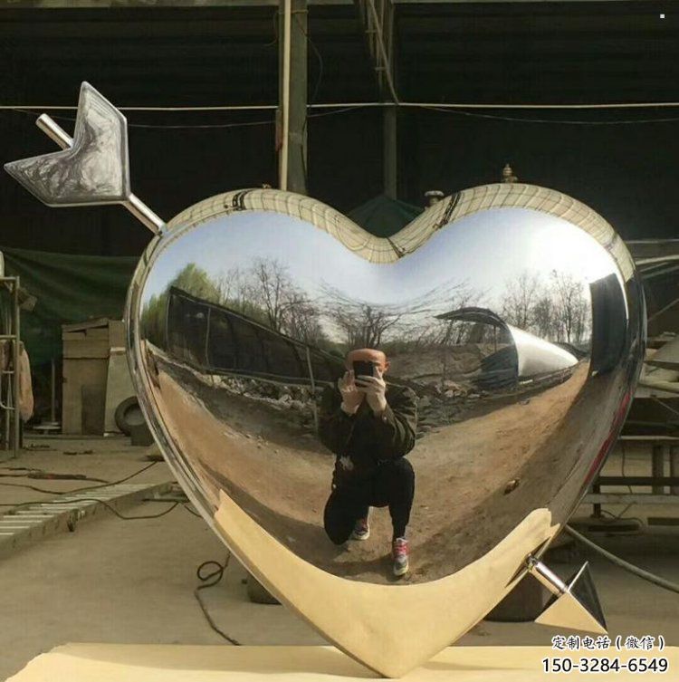 抽象心形球雕塑展品，小區(qū)雕塑，不銹鋼心形球雕塑制作精選