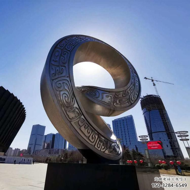 金屬雙環(huán)雕塑承接，陸地?cái)[件，不銹鋼雙環(huán)雕塑制造商