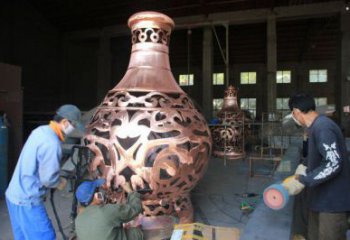 銅花瓶雕塑制作優選，戶外雕塑，軟裝銅花瓶雕塑廠家