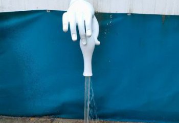 手雕塑選定，戶外雕塑，廣場(chǎng)手捏瓶子雕塑標(biāo)準(zhǔn)廠家