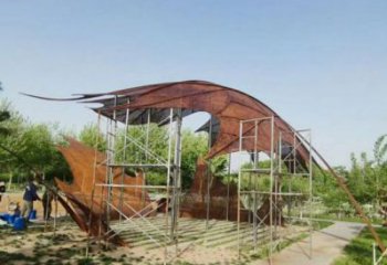 鏤空楓葉雕塑廠家，廣場系列，鐵藝楓葉雕塑生產廠家