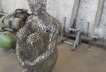 鏤空人物雕塑選定，美陳雕塑，現代鐵藝字母人物雕塑優選