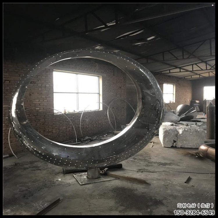 月亮雕塑選定，美陳雕塑，現(xiàn)代不銹鋼月亮雕塑優(yōu)選