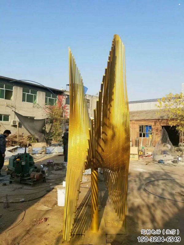 房地產鳳尾雕塑