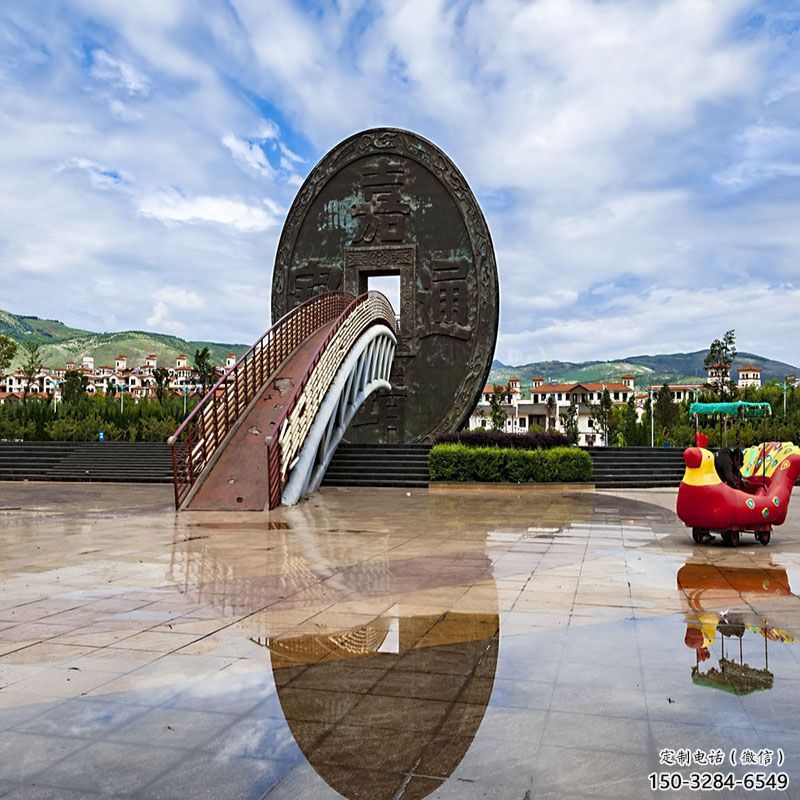 萬(wàn)寧步行街古幣雕塑