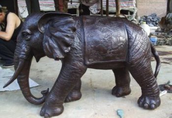 哈爾濱庭院大象雕塑定做，廣場雕塑，室外銅大象雕塑提供