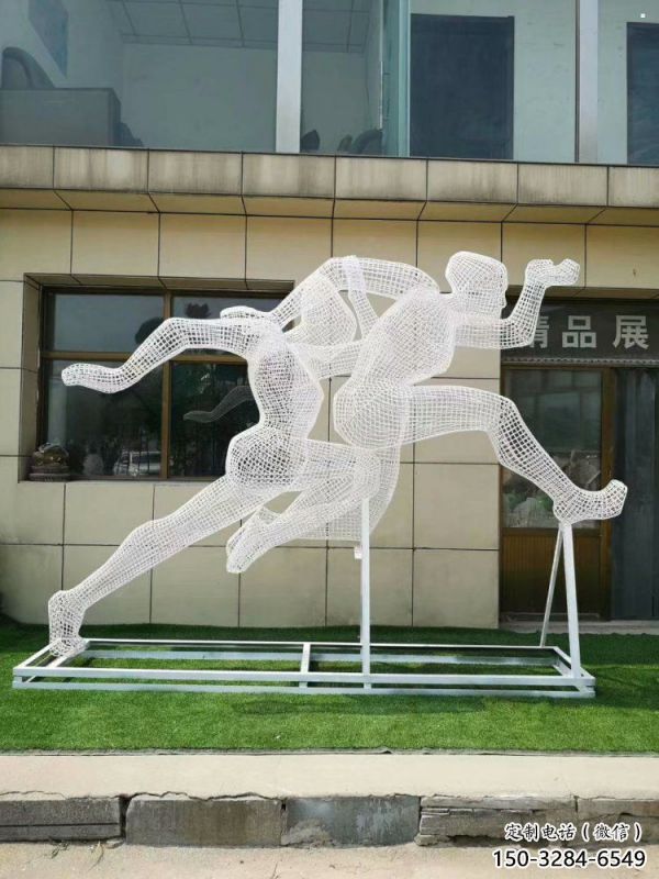 郴州鏤空跨欄雕塑制造商，透雕雕塑，鐵藝體育人物雕塑供給