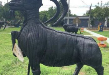 黃石輪胎山羊雕塑供應(yīng)，公園雕塑，鑄銅輪胎羊雕塑供求
