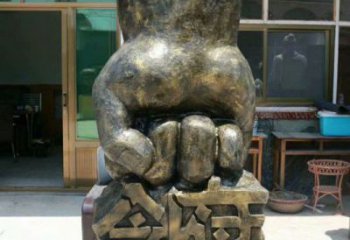 阿拉善盟握拳雕塑訂做，歐式風(fēng)格，玻璃鋼握拳雕塑廠家選定