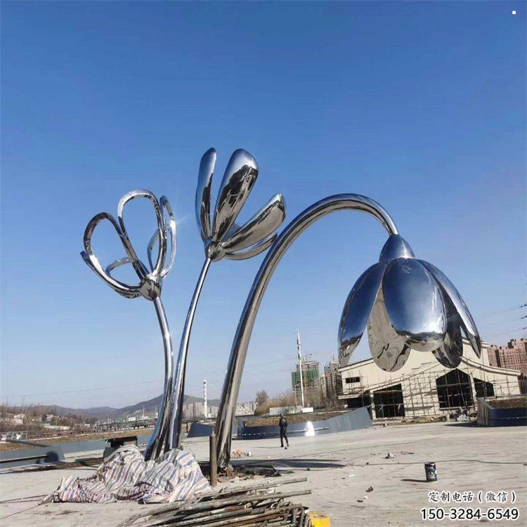 遂寧百合花雕塑承接，城市裝飾，大型不銹鋼百合花雕塑公司