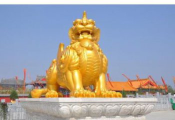 臺(tái)州廣場(chǎng)貔貅雕塑，動(dòng)物彩繪雕塑，抽象效果